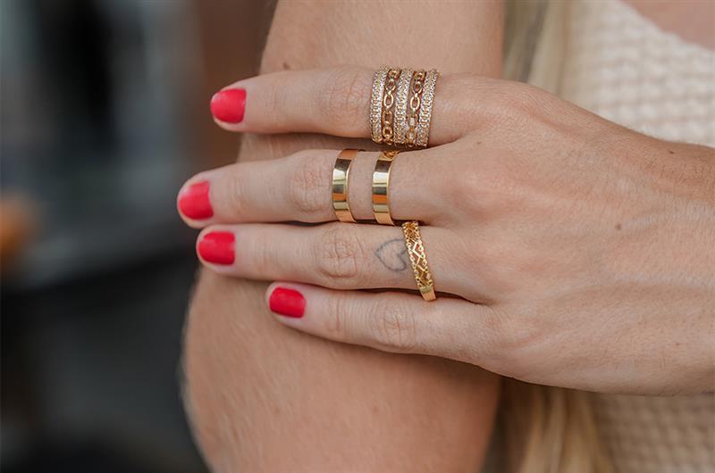 Mix de Anéis: Guia para Combinações Modernas e Elegantes