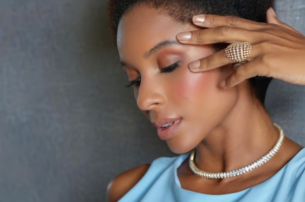 Elegância em cada detalhe com Munrá Semijoias