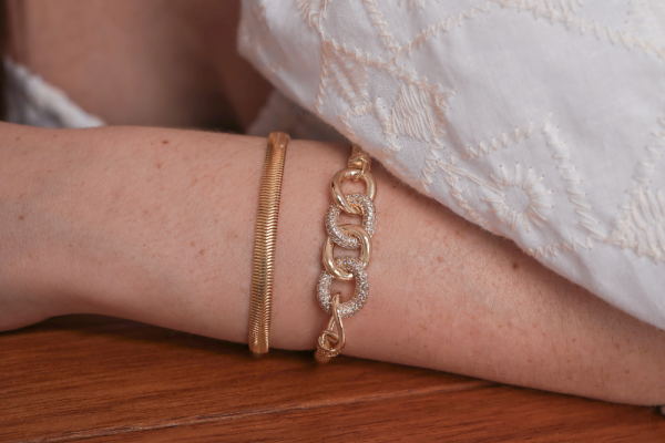 Pulseiras: a beleza das semijoias que transformam seu estilo